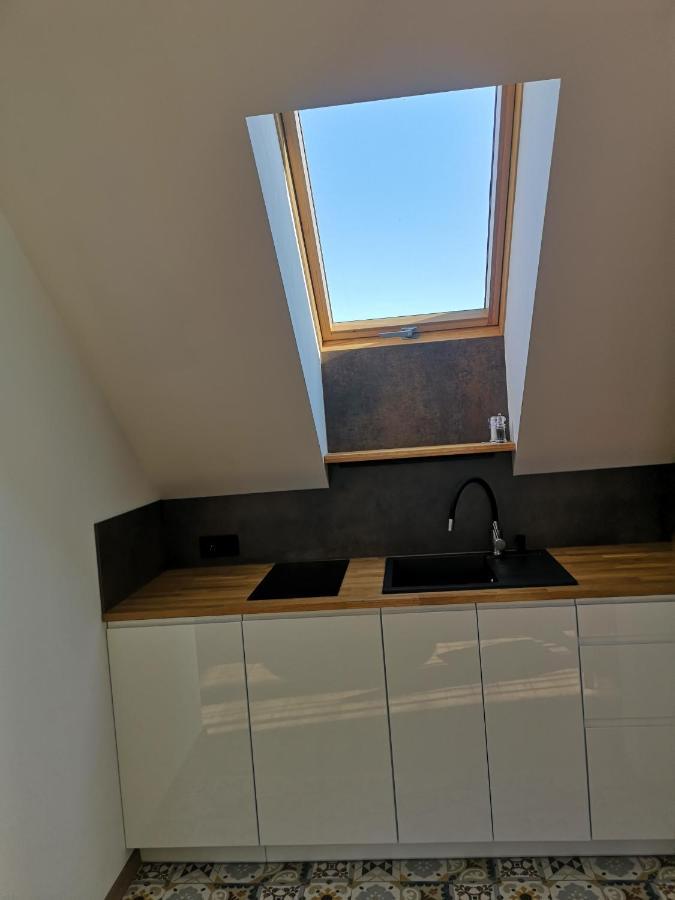 Apartamenty Lawendowy Zakatek 7 Opole Kültér fotó
