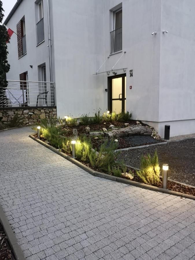 Apartamenty Lawendowy Zakatek 7 Opole Kültér fotó